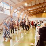 Animation musicale et danse Madison - repas des aînés à Vendays-Montalivet avec le duo Gibann et Mathilde